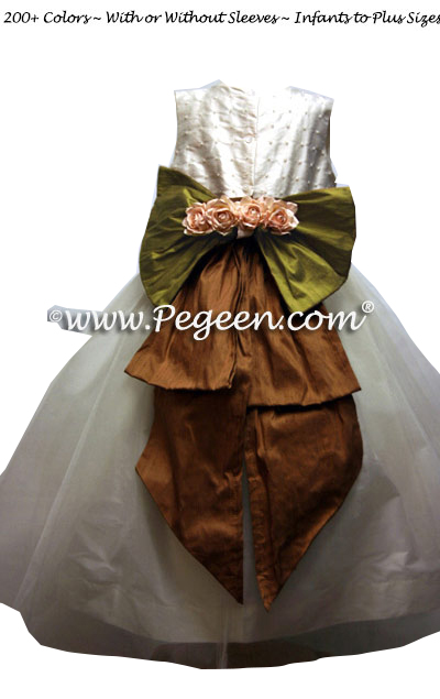 Brown Bridesmaid Dresses on Brown And Green Flower Girl Dresses In Tulle And Pearls