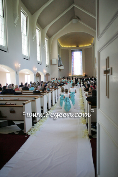 Wedding Flower Girls Dresses on Wedding Of The Year Flower Girl Dress