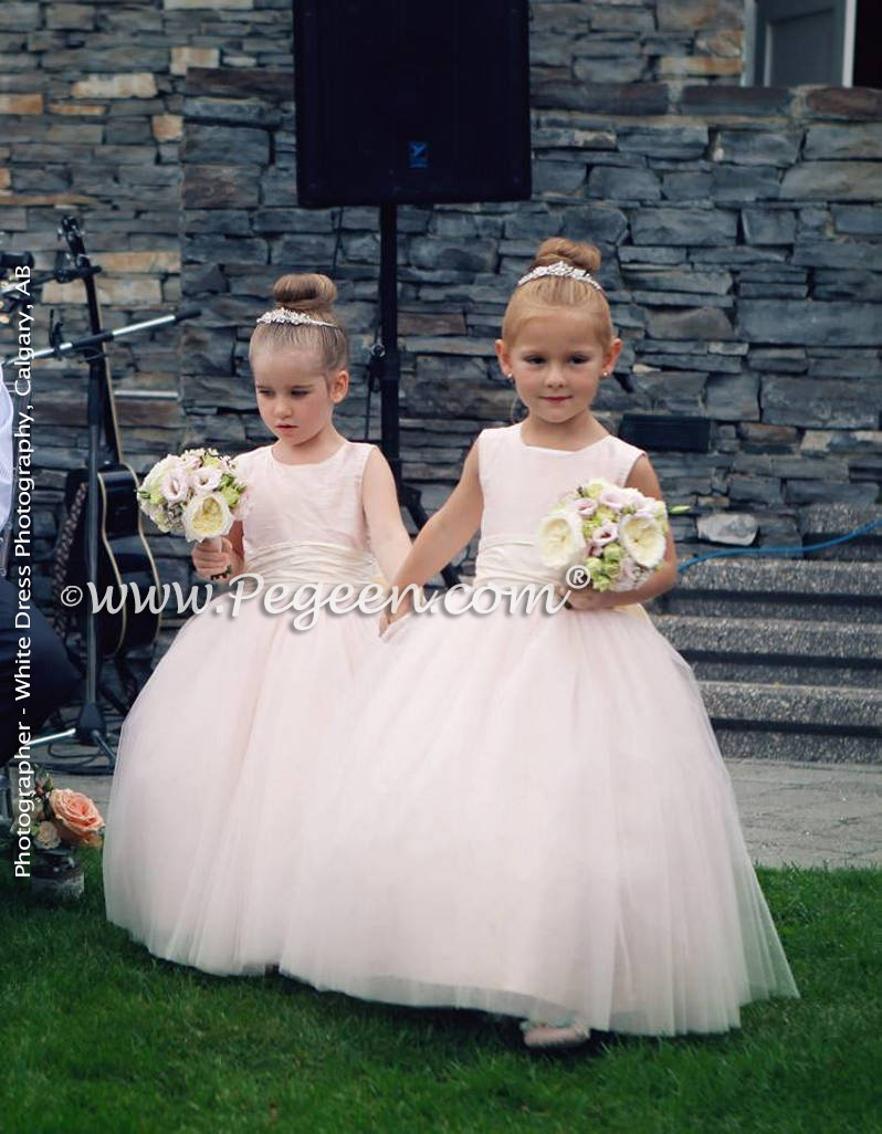 2015 Outdoor Wedding & Flower Girl Dress of the Year