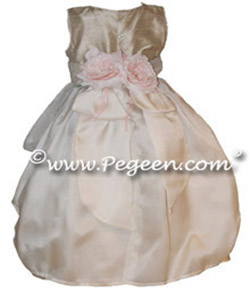Queen Isabella - The Regal Collection by Pegeen Queen Isabella - The Regal Collection by Pegeen